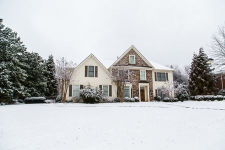 How Seasonal Weather in Westchester County Impacts Exterior Surfaces and When to Schedule Pressure Washing Thumbnail