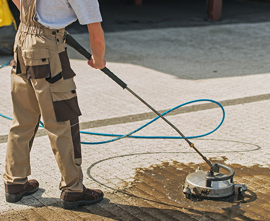 About R2 NY PRESSUREWASH SERVICES LLC