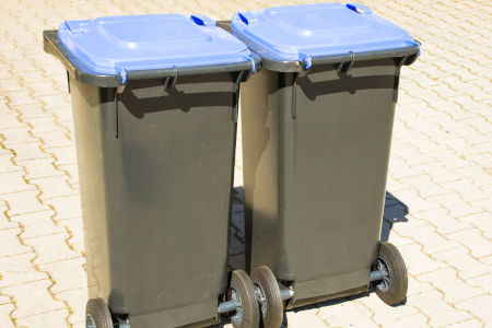 Trash Can Cleaning - Residential Thumbnail